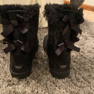 Like New Black Ugg Boots